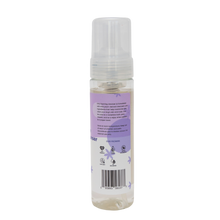 Load image into Gallery viewer, Drby Rinse-Free Cleanser benefits for sensitive pet skin