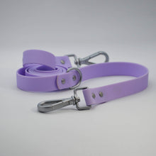 Load image into Gallery viewer, Easy-clean PVC dog leash for rain and muddy trails
