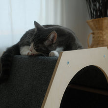 Load image into Gallery viewer, The Hexagone Scratchable Cat House
